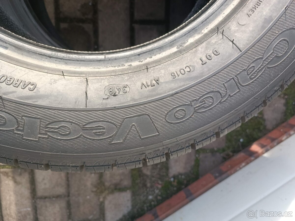 512. NEJETÉ pneumatiky GoodYear 215/65/15C - 4