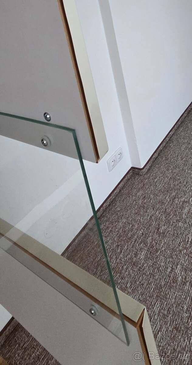 Obývací stěna se stolkem - 4