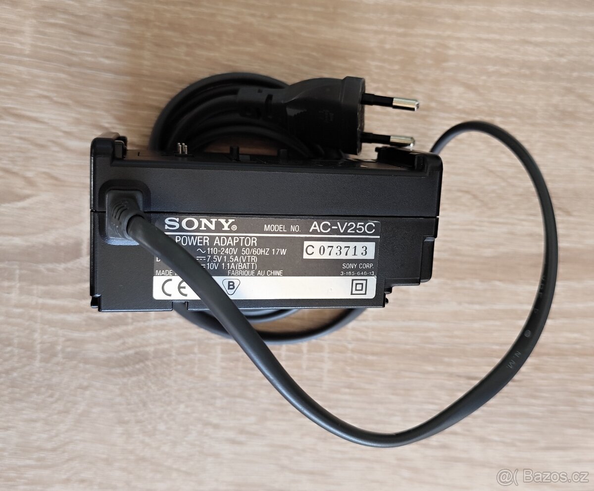 NABÍJEČKA PRO VIDEOKAMERY SONY AC-V25C - 4