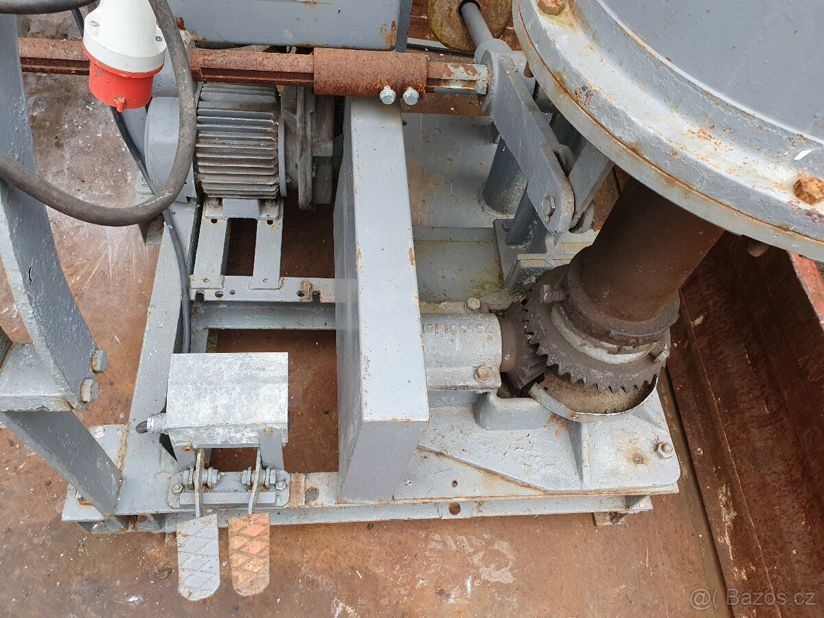 Zatáčecí rameno - 4