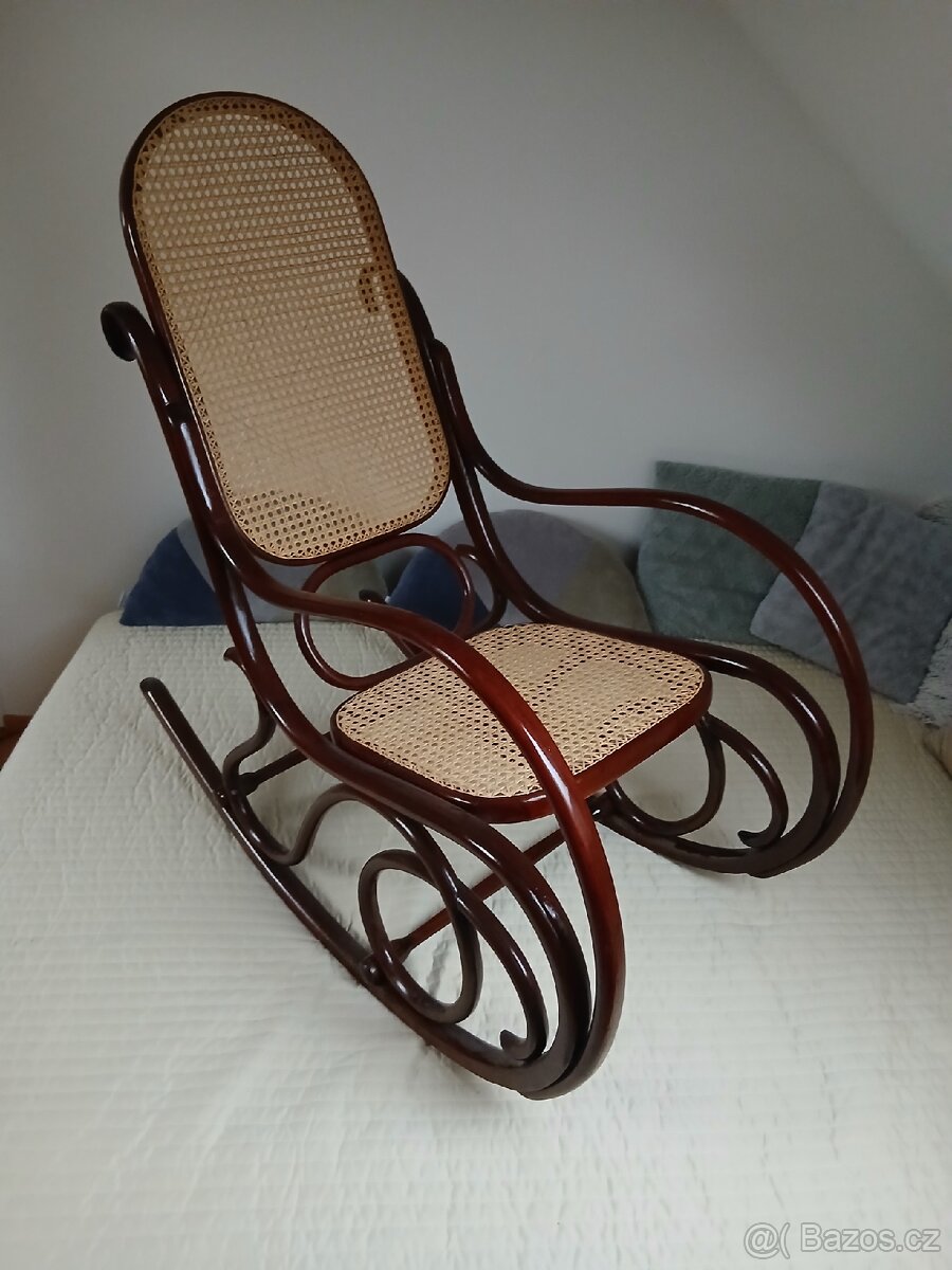 Prodám houpací křeslo Thonet - 4