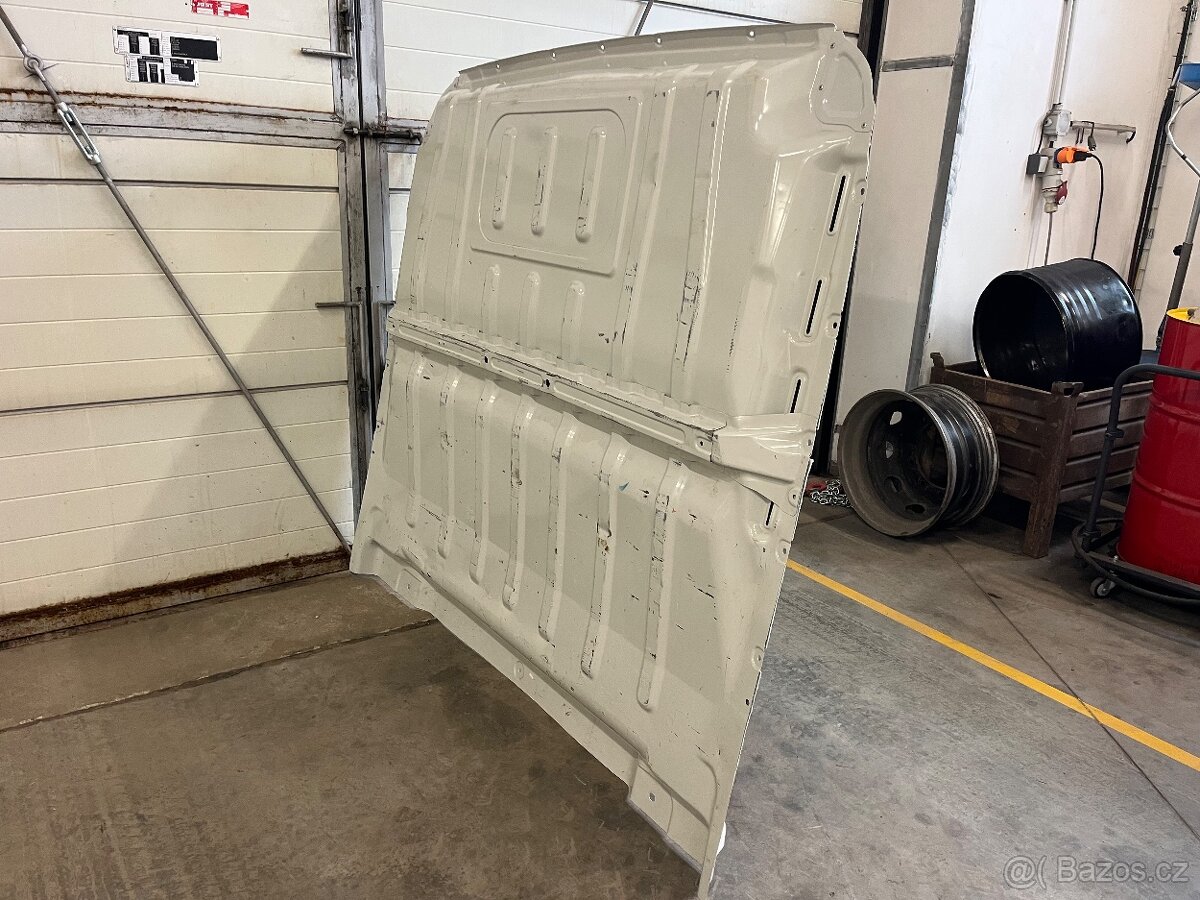 Prodám sedadla, podlada, boky - 4