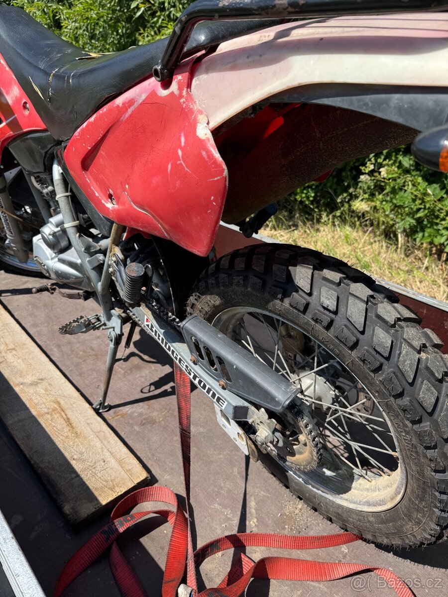 Yuki ST 125 SM
