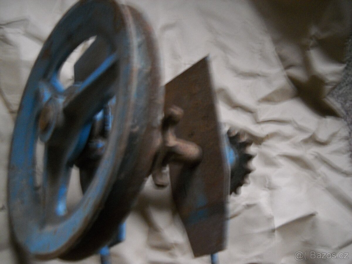 E 512 -514 vrchní hřídel elevátoru - 4