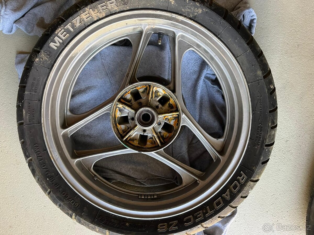 Kola Suzuki GSX-R 750 a 1100 - kola 18 palců - 4