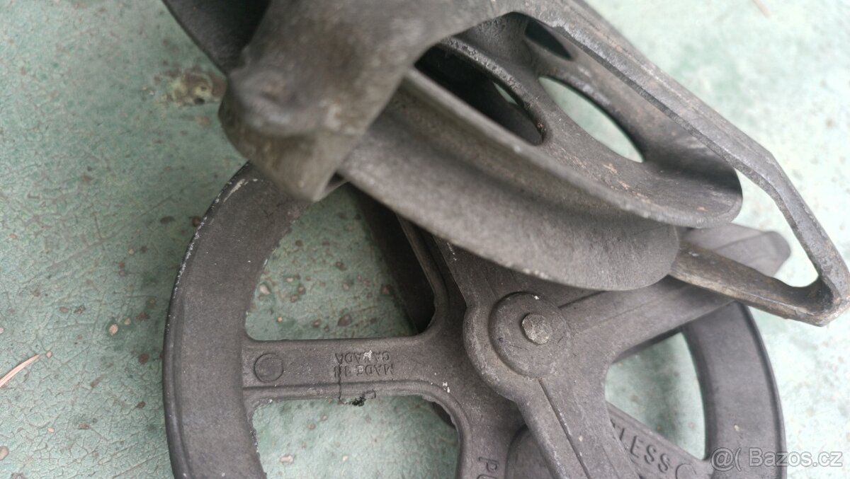 Prodam 2 kladky na dlouhou prádelní šňůru - 4