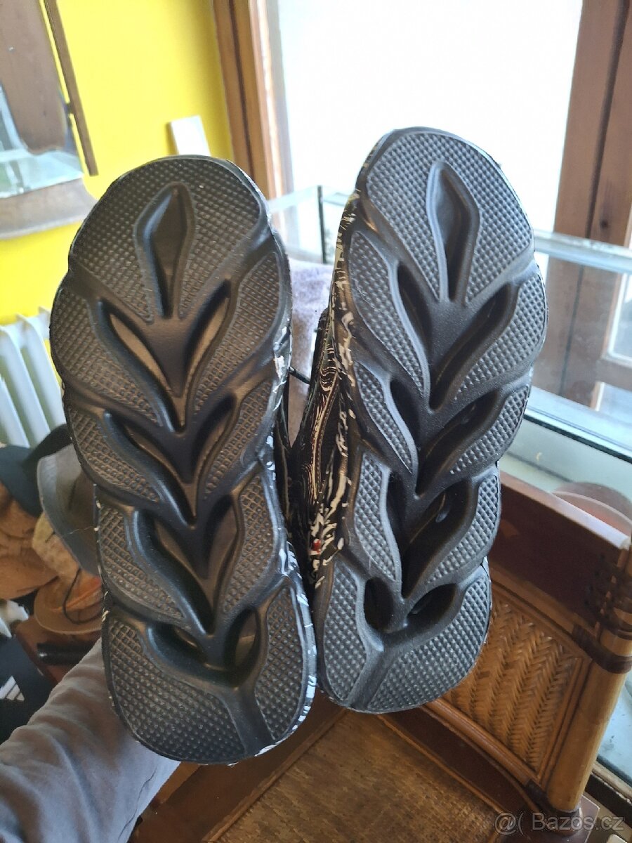 Lesklé Boty Praha - 4