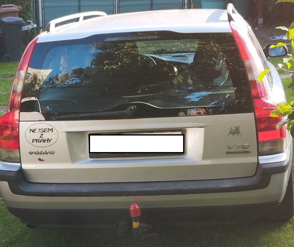 Prodám OA kombi Volvo V 70 D5-NOVÁ CENA - 4