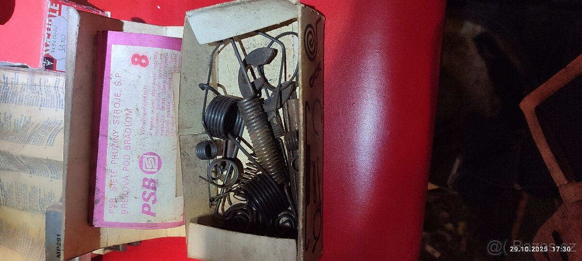 Náhradní díly - 4