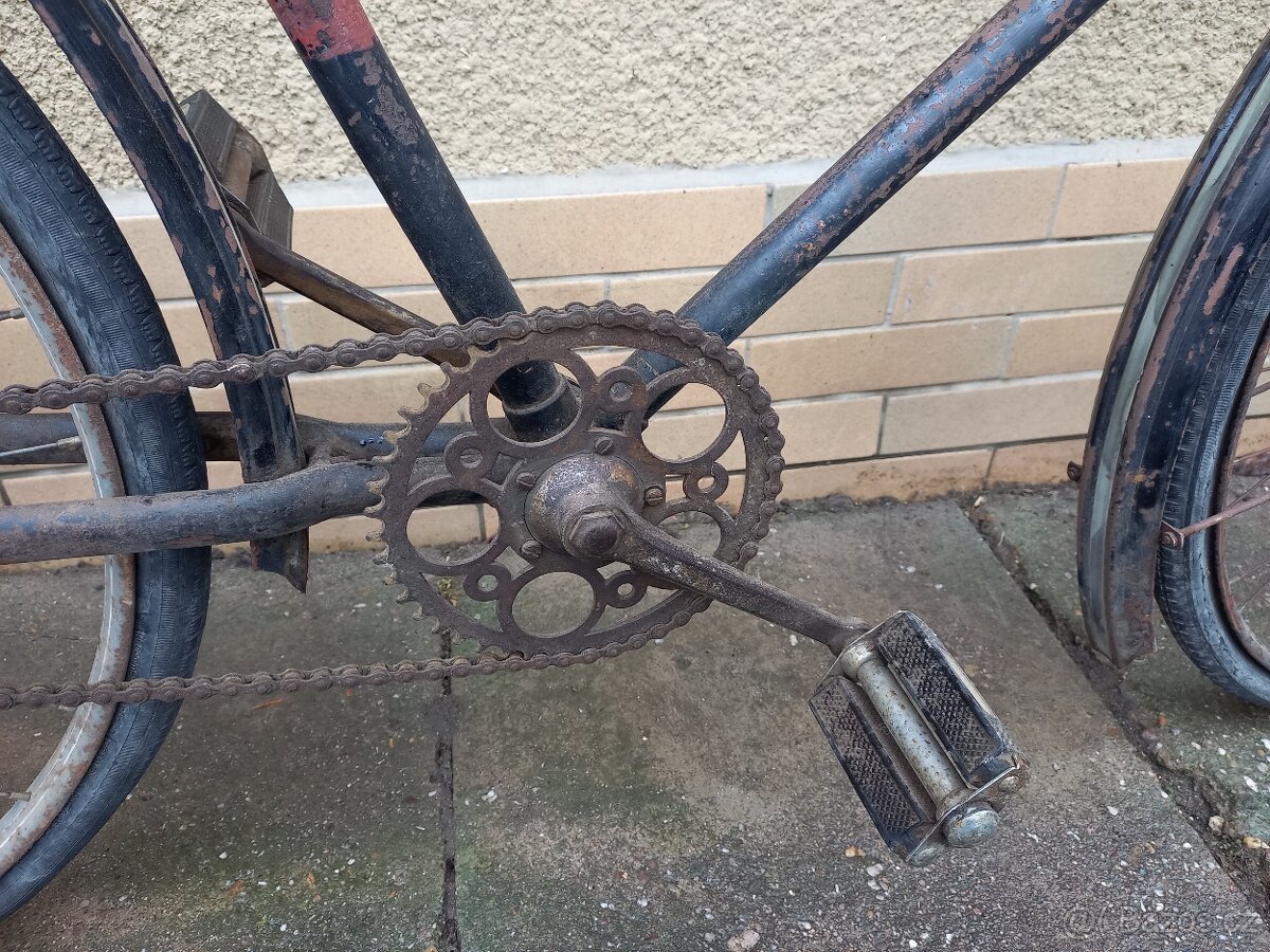 Historické kolo a díly - 4