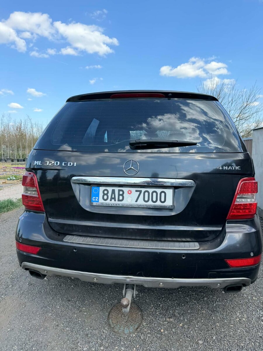 Mercedes ML - 4