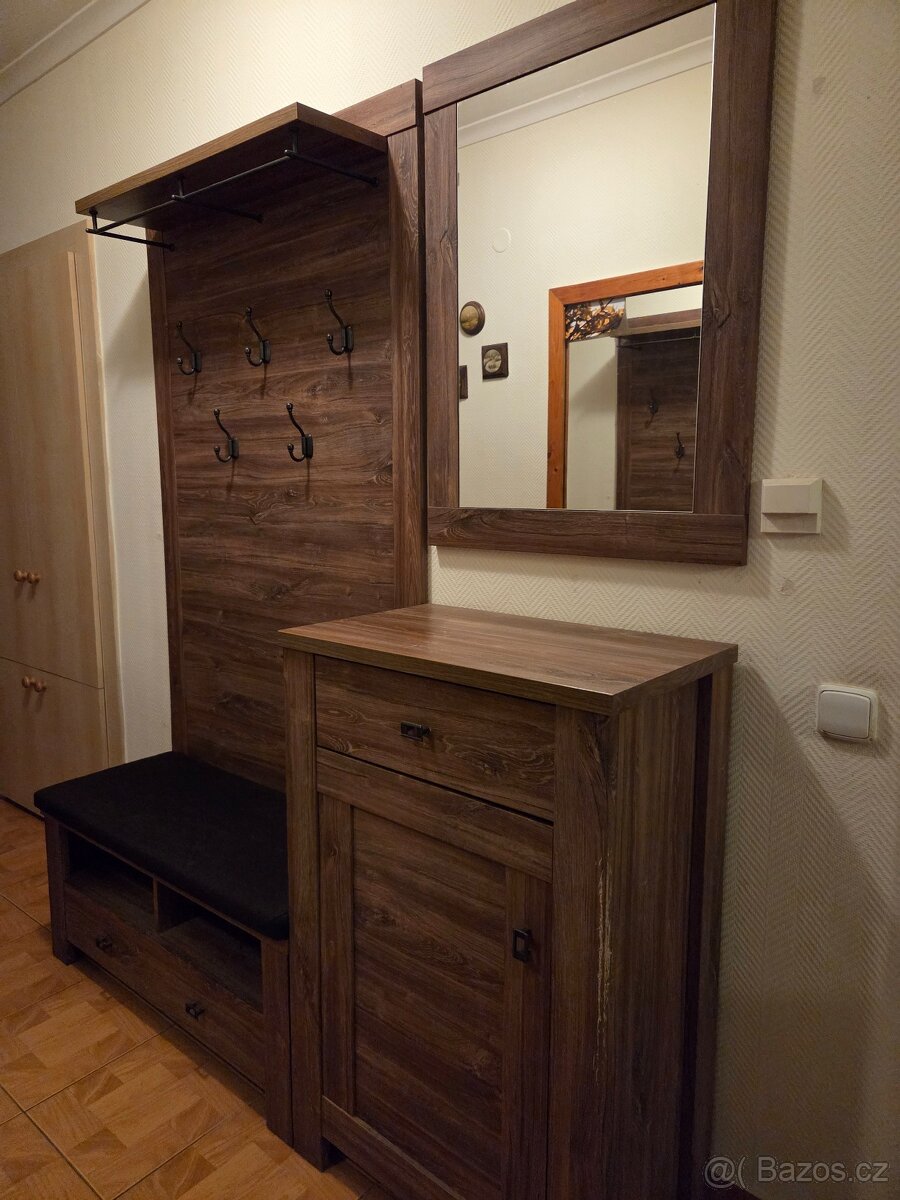 Nábytek chodba SLEVA - 4