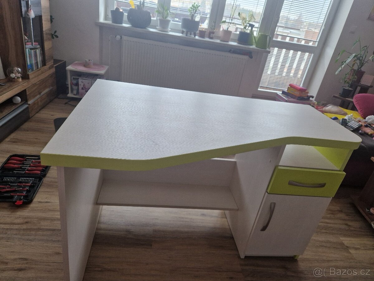 Psaci stul rohovy - 4