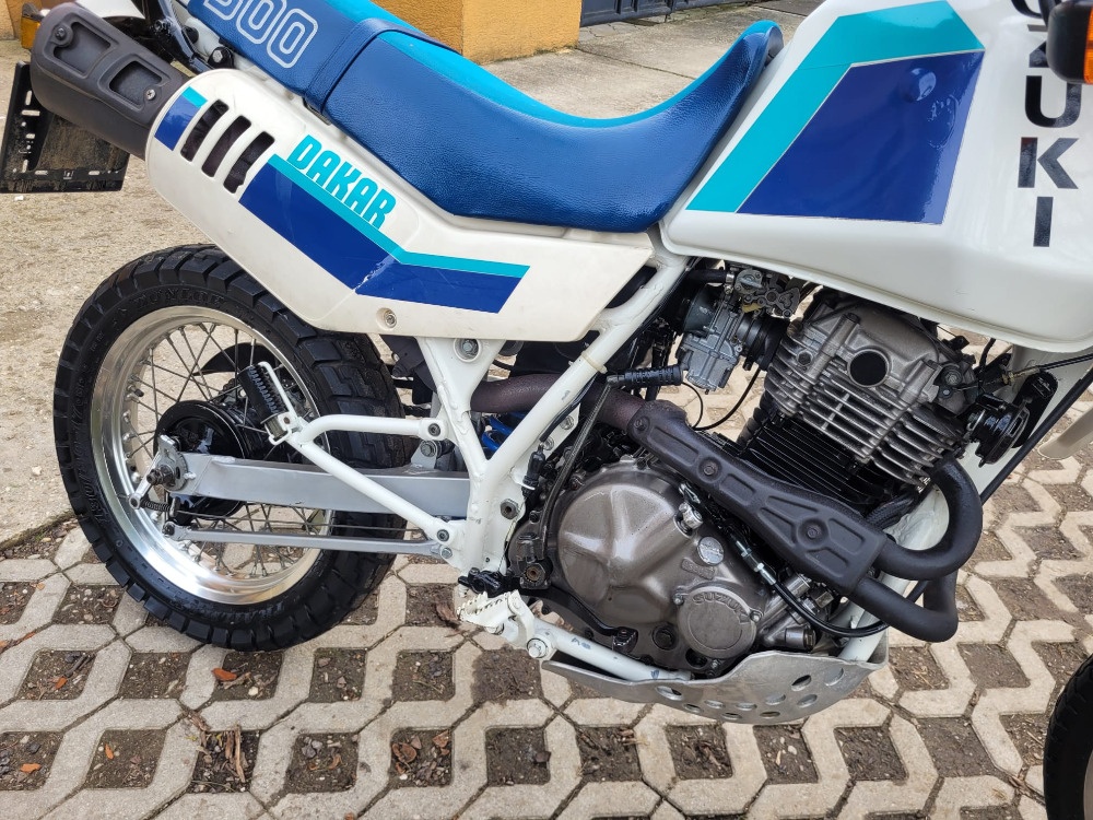 Suzuki DR 500