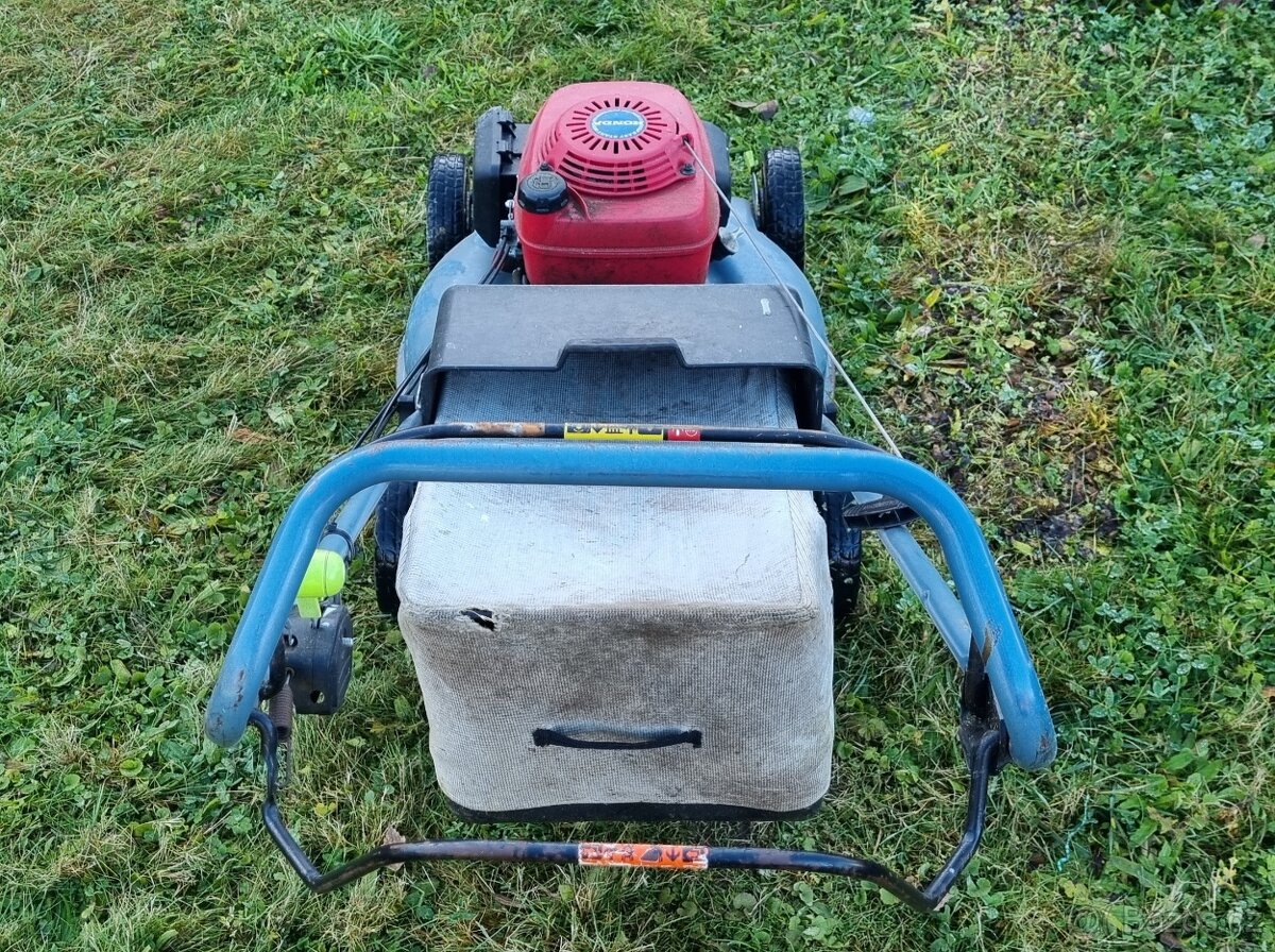 Sekačka s pojezdem HONDA isy 3,5 kW, 53 cm - 4