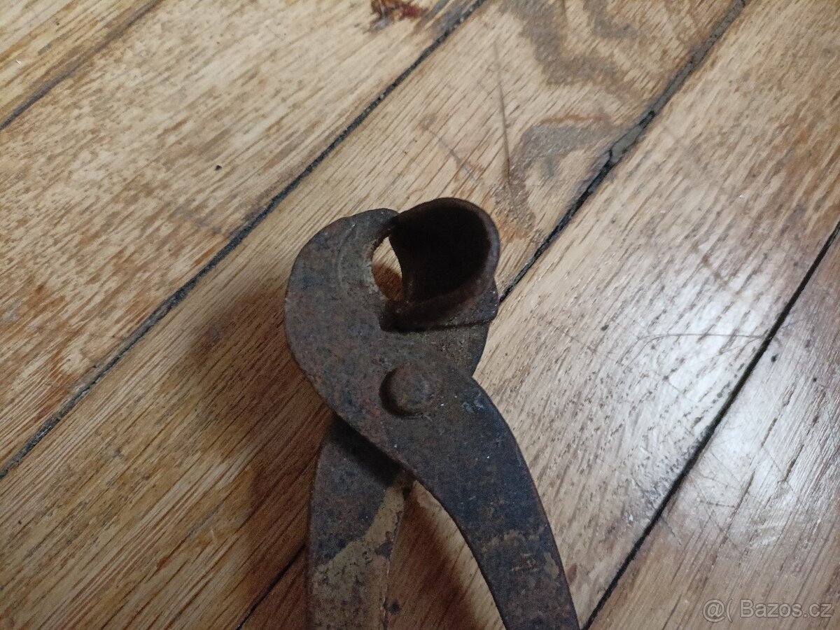 Staré kleště kovářské - 4