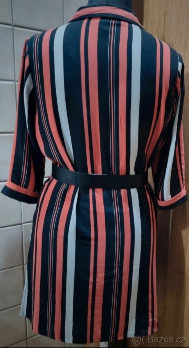 Celopropínací košilové šaty - 4