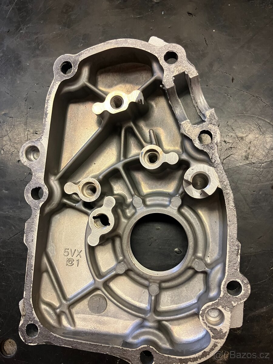 YAMAHA FZ6-S FAZER 2007 VÍKO KL. SKŘÍNĚ, KRYT OL. ČERPADLA - 4