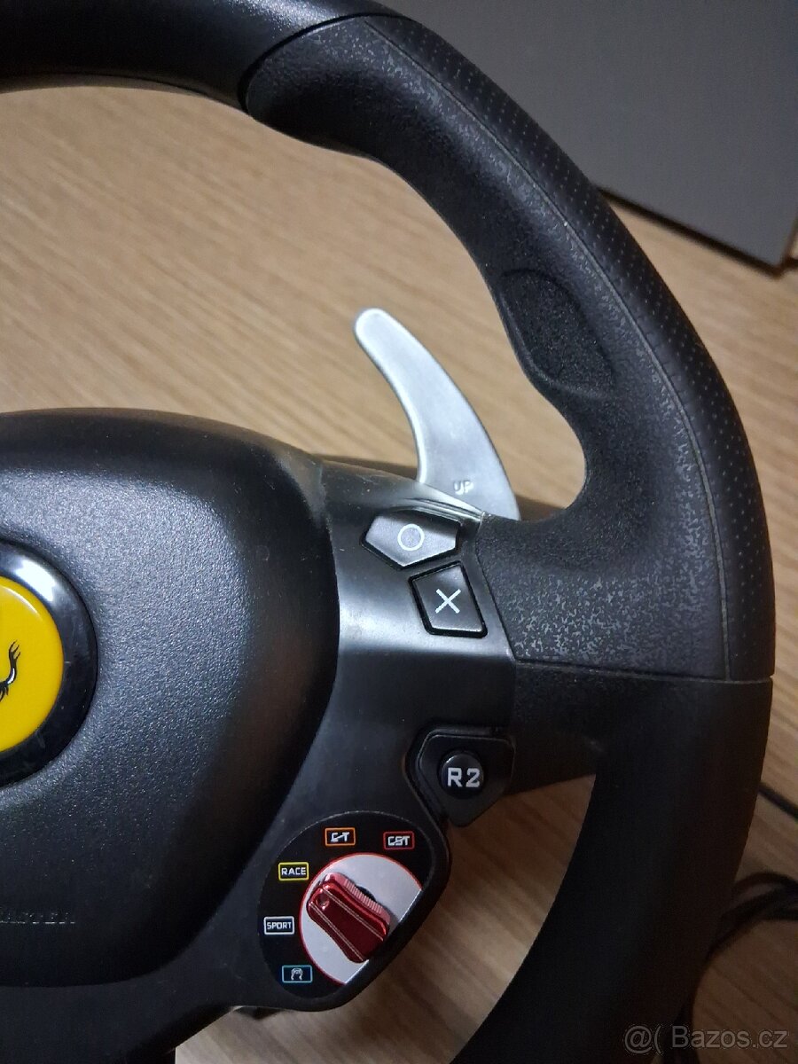 Herní volant z řady Thrustmaster T80 - 4