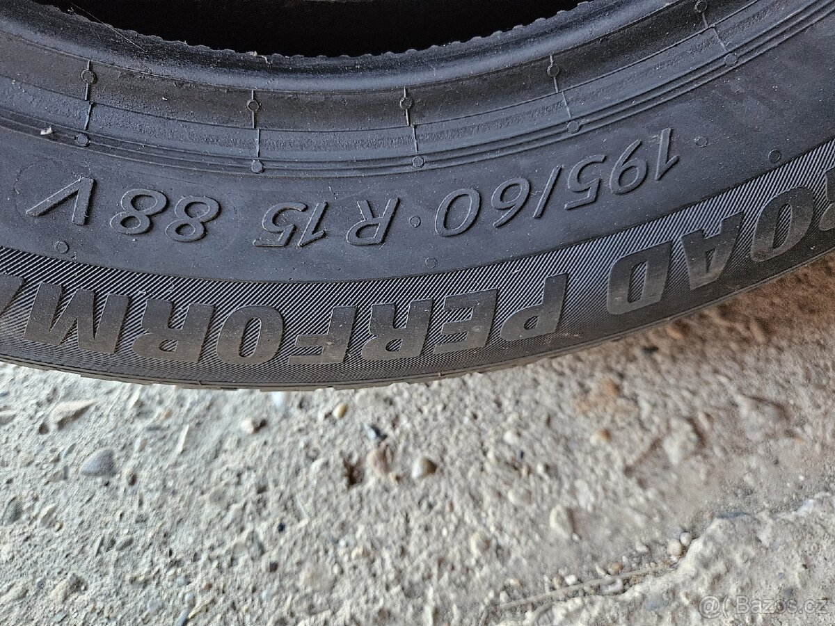 Letní pneu 195/60R15 - 4