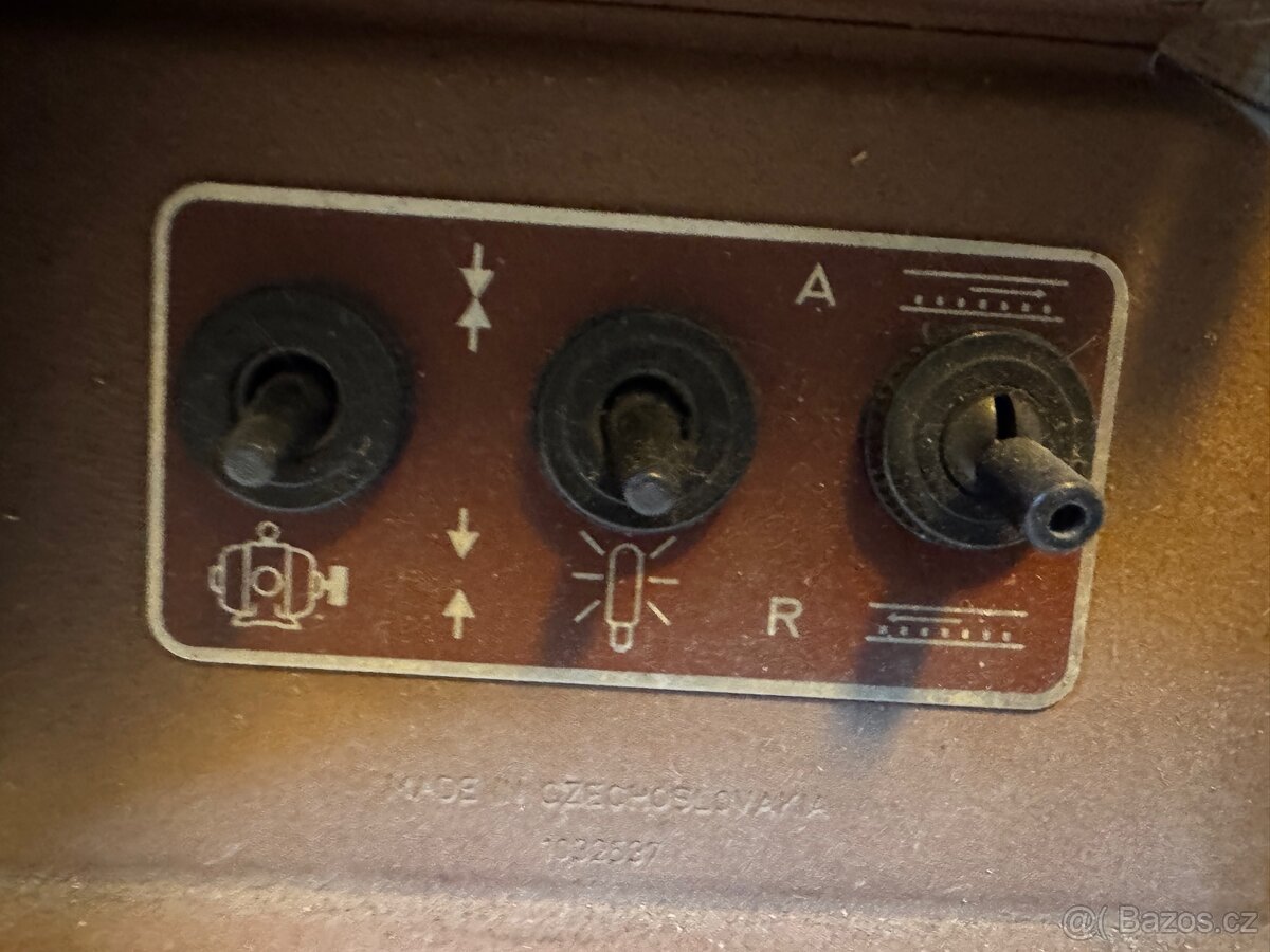 MEOPTA promítačka 85103 - 4