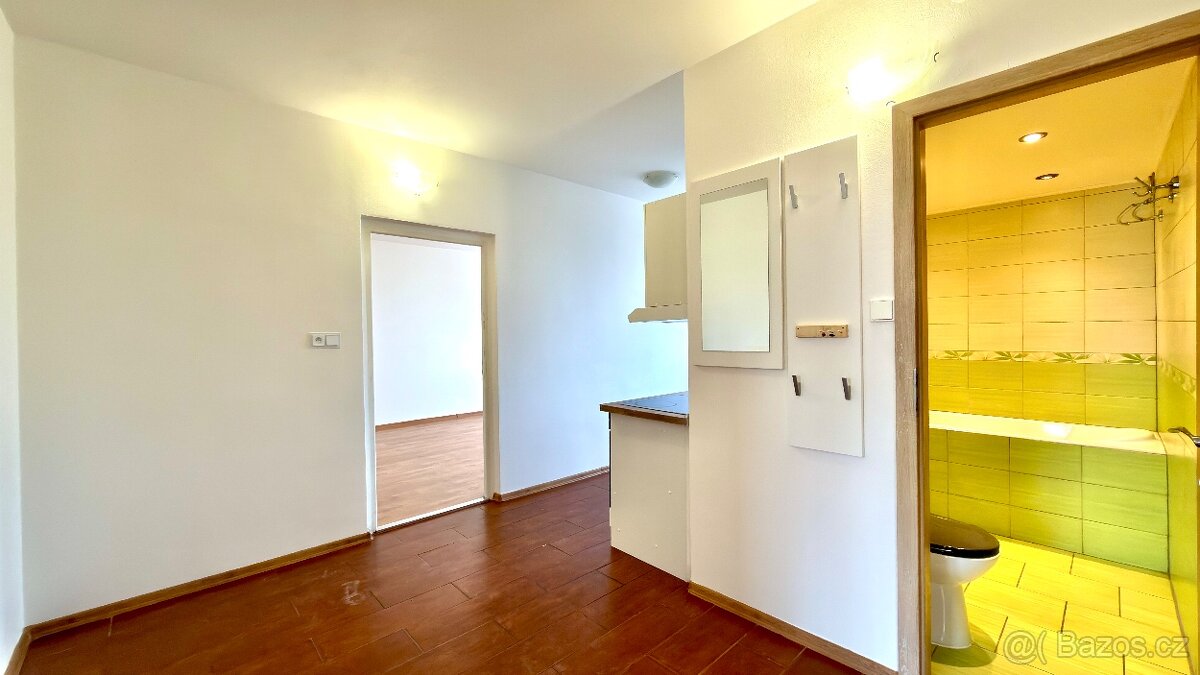 Pronájem bytu 3+1 Chodov - 4