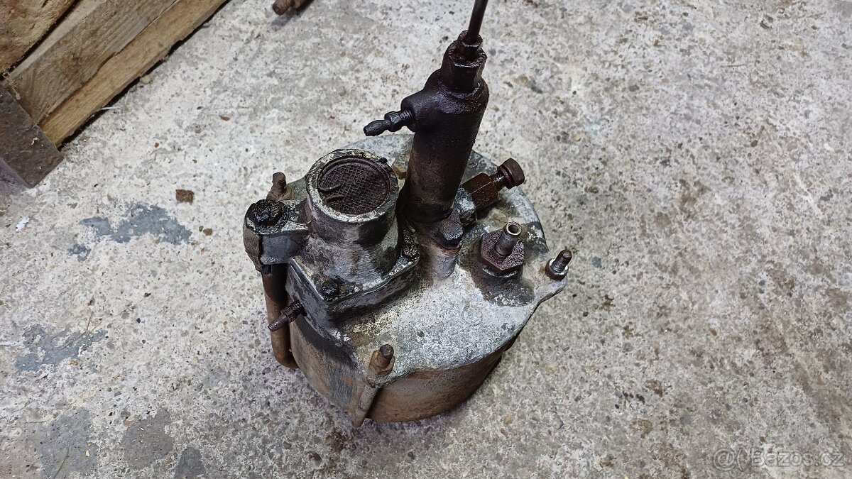 Posilovač brzd Škoda 1203, Tatra 603, Multikar - 4