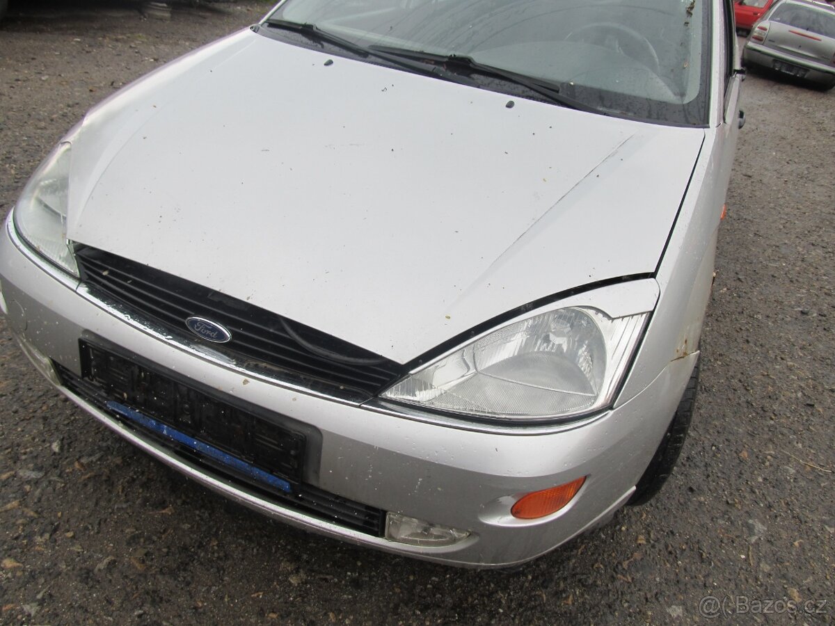 Ford Focus 1,6 16v, r.v 99 hatchback - náhradní díly - 4