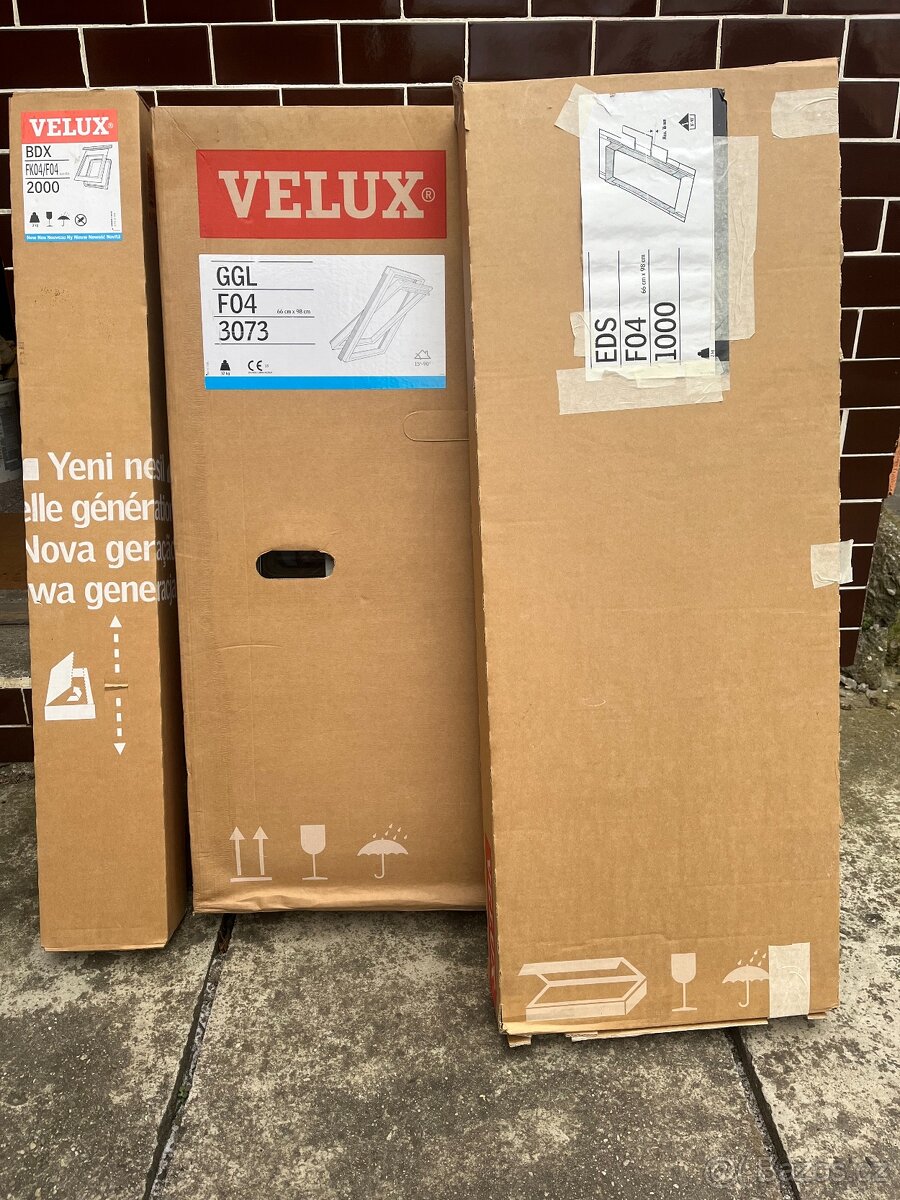 Prodám nové střešní okno VELUX - 4