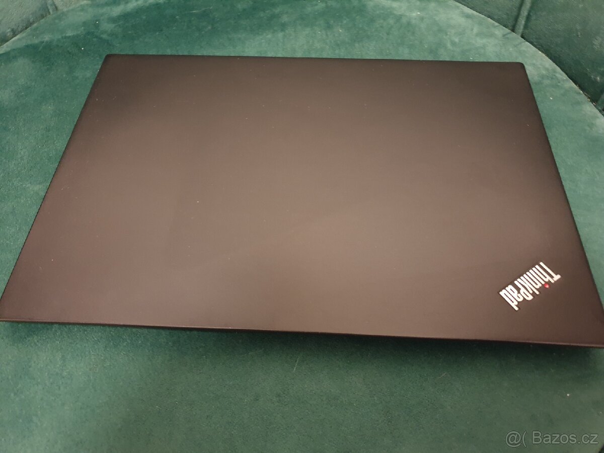 Lenovo ThinkPad notebook T14s Gen.1 nabíječka - 4