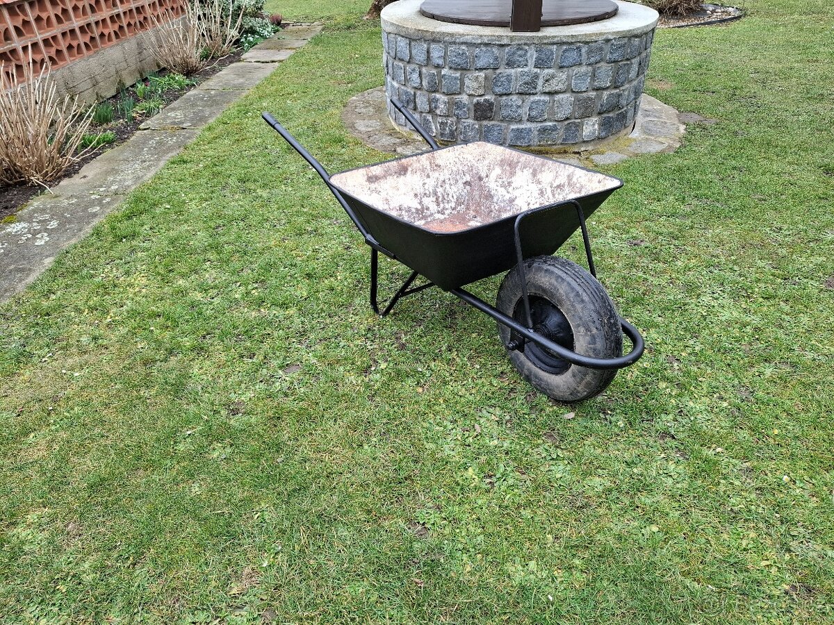 Zahradní kolečko - 4