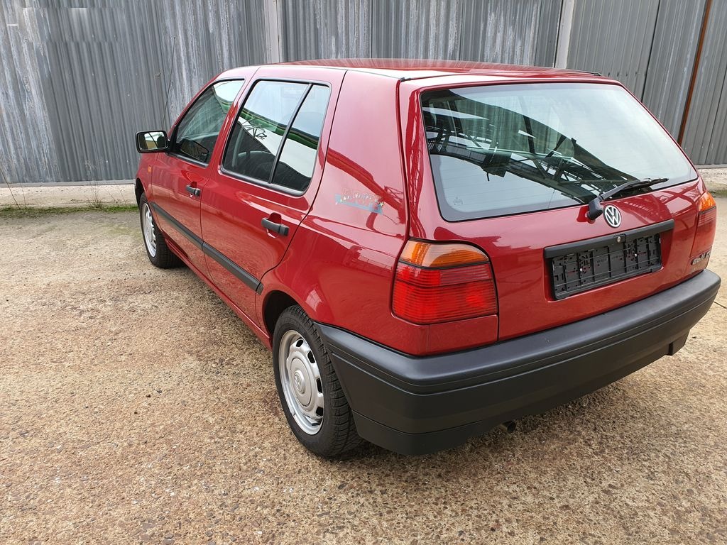 VOLKSWAGEN GOLF 55KW - 4