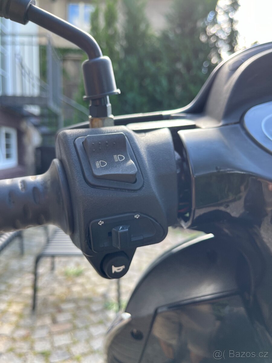 Aprilia Scarabeo 125ccm - 4