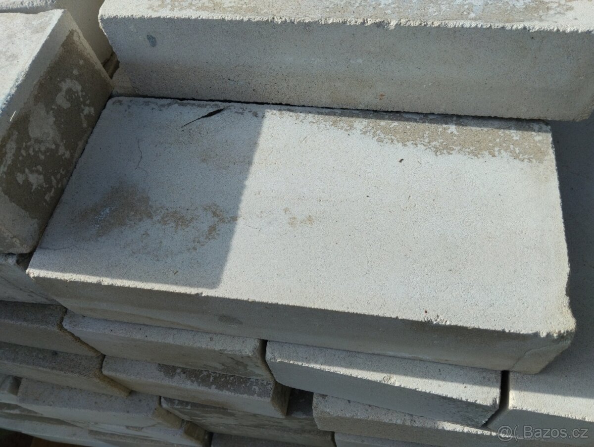 Bílá cihla - nové - 4