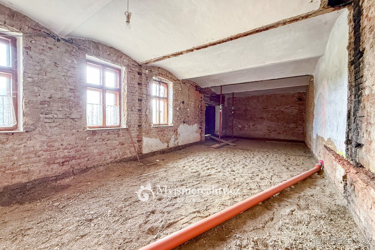 Prodej rodinného domu 340 m², Jaroslavice, ev.č. LU2525 - 4