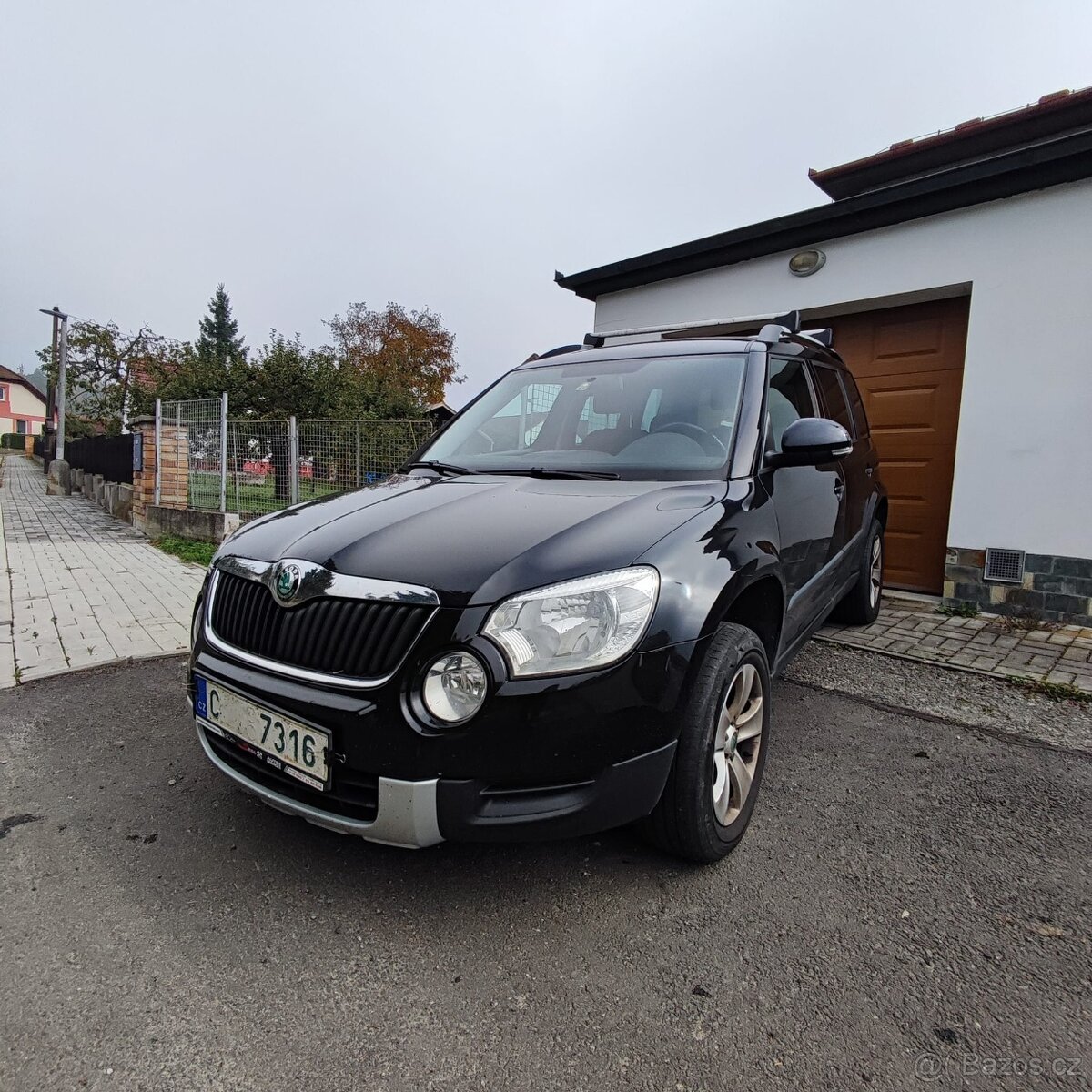 Škoda Yeti 1.2 tsi benzín rok 2014 - 4