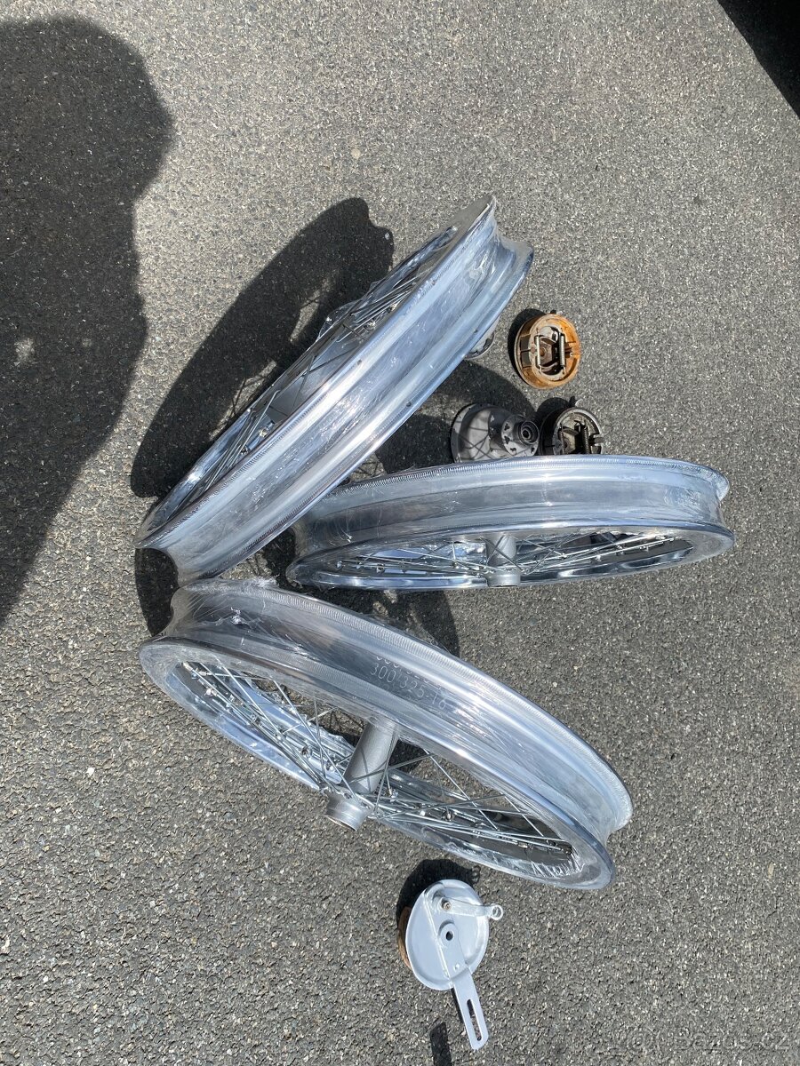 Kola Jawa 550 - pár - 4