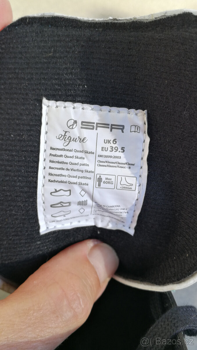 Trekové (kolečkové) brusle SFR - 4