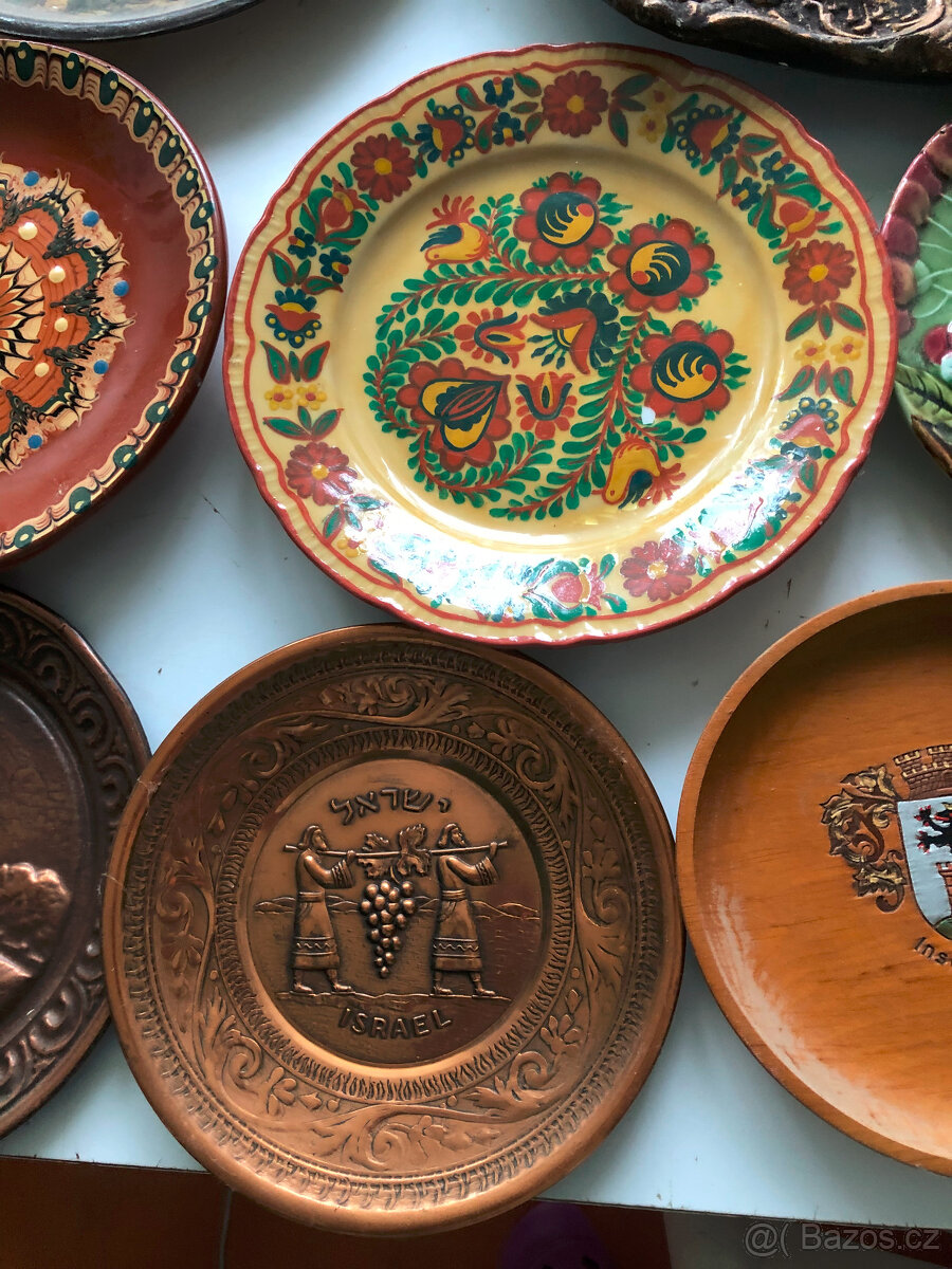 Staré talíře na zeď - 4