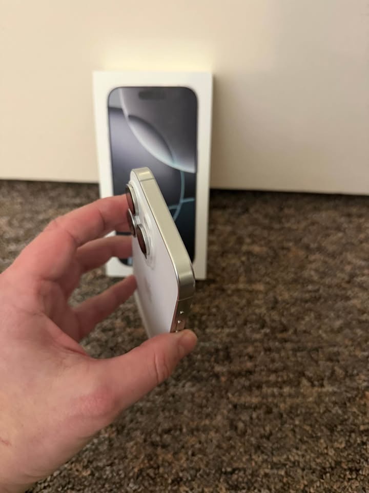 Apple iPhone 16 Pro 128gb White titanium. TOP stav. - 4