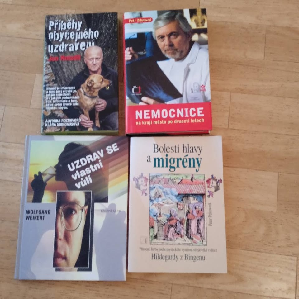 RŮZNÉ KNIHY - 4