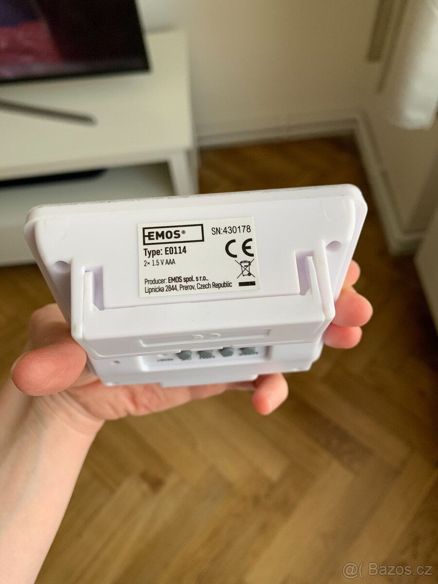 Digitální teploměr s vlhkoměrem + budík - 4