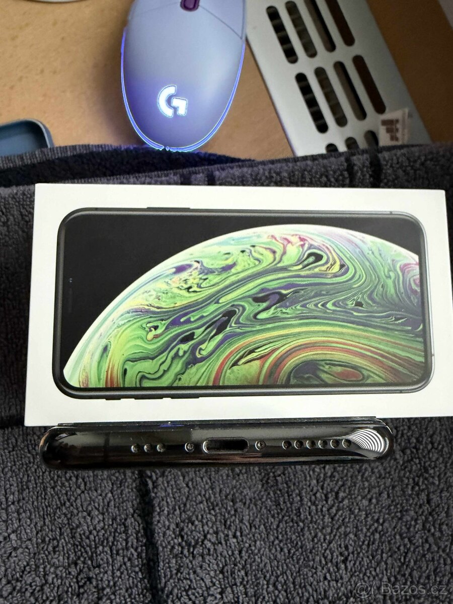 iPhone XS 64GB vesmírně šedá - 4