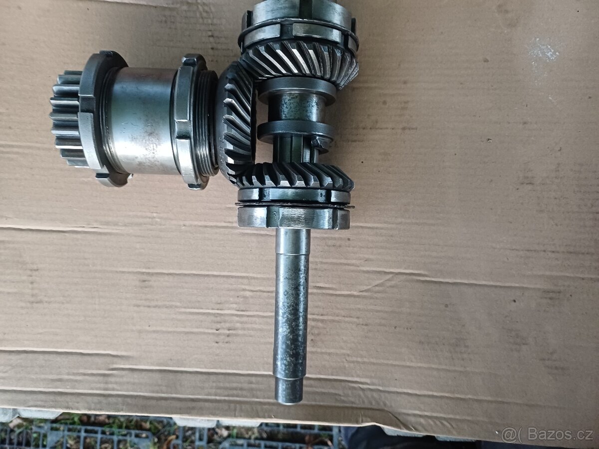 predám reverznu prevodovku - 4