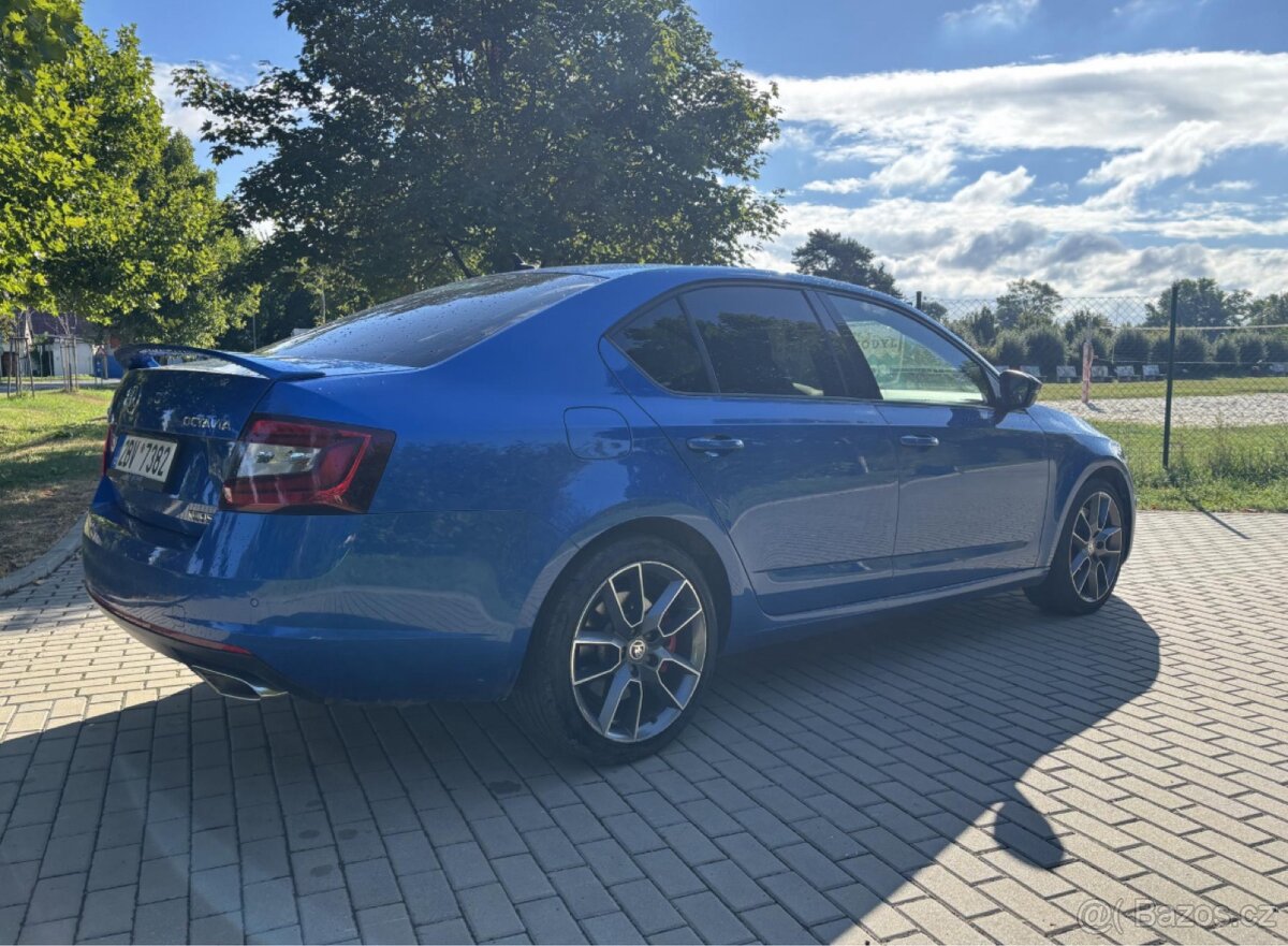 Škoda Octavia 2.0 RS 245 koní - manuál - odpočet DPH - 4