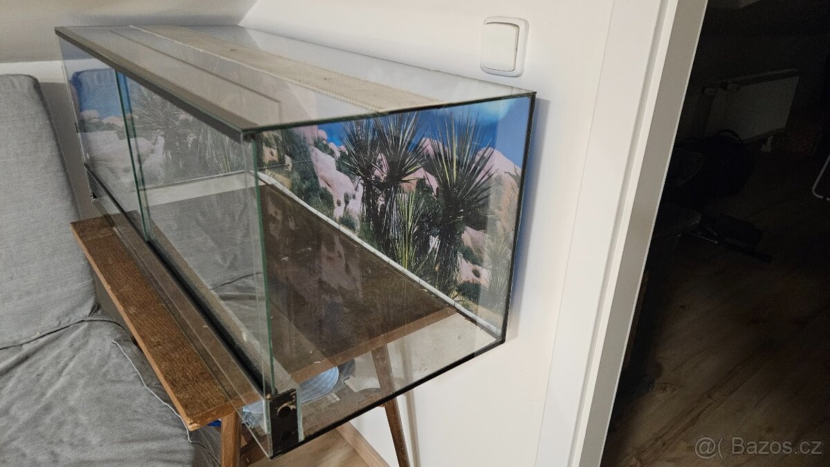 prodám terárium 100x40x40 - 4