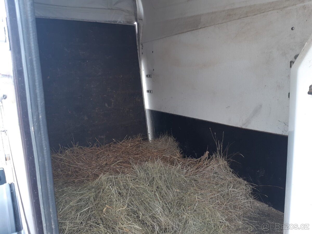 Vlek na přepravu koní - 4