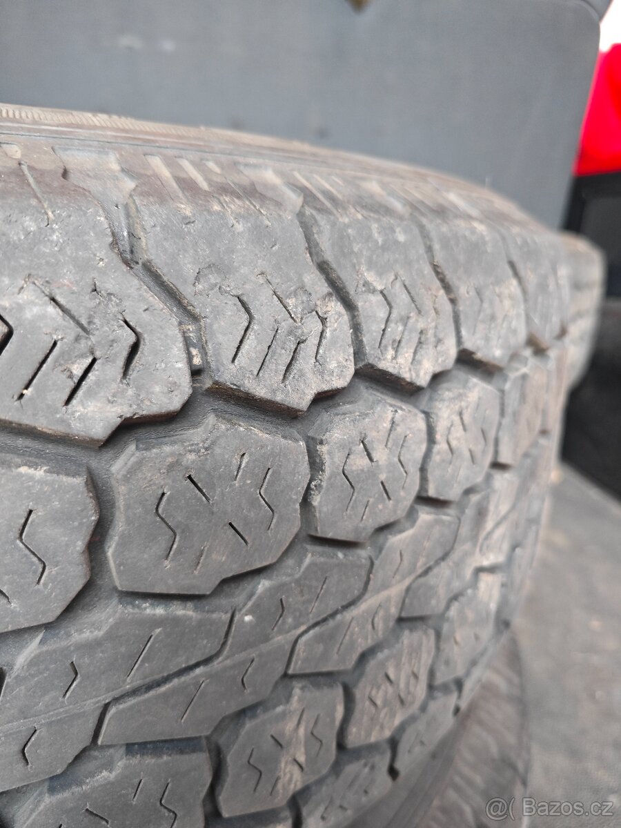Pneumatiky 235/65R16C - 4