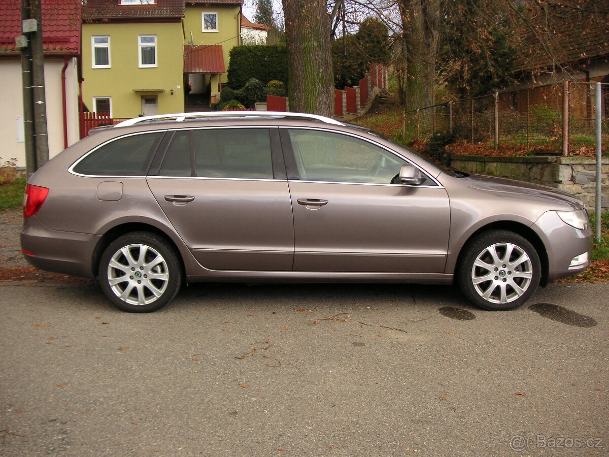 Škoda Superb II 2.0 TDI, Combi, DSG - 4