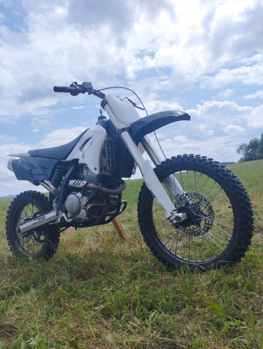 Shineray xy 250 mx